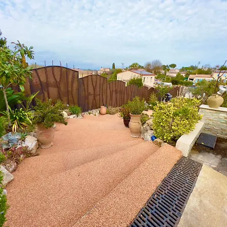 Natval - 600 M2 וילה