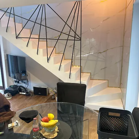 Villa Natval - 600 M2 *