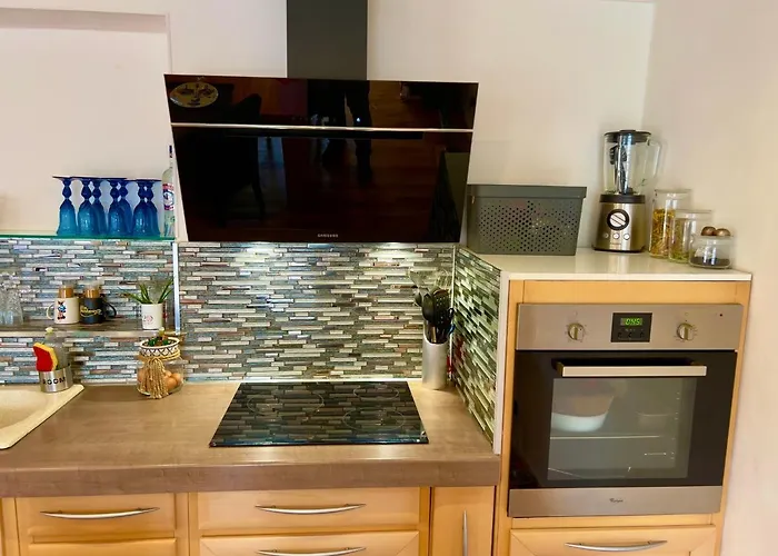 Villa Natval - 600 M2